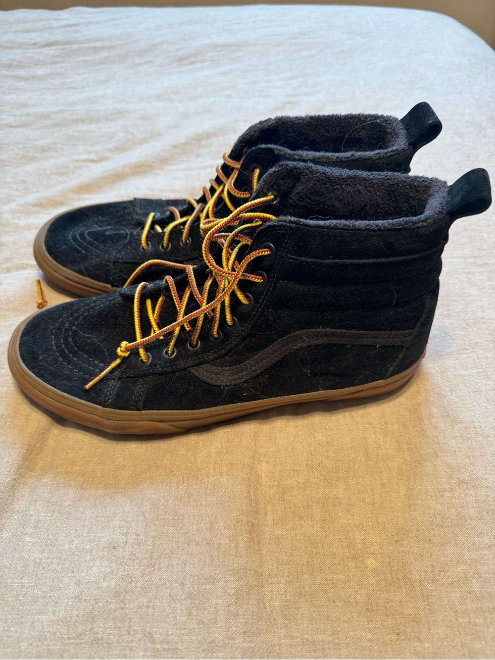 Vans Black Suede High-Top Boots with Brown Gum Sole Size 10 Like New